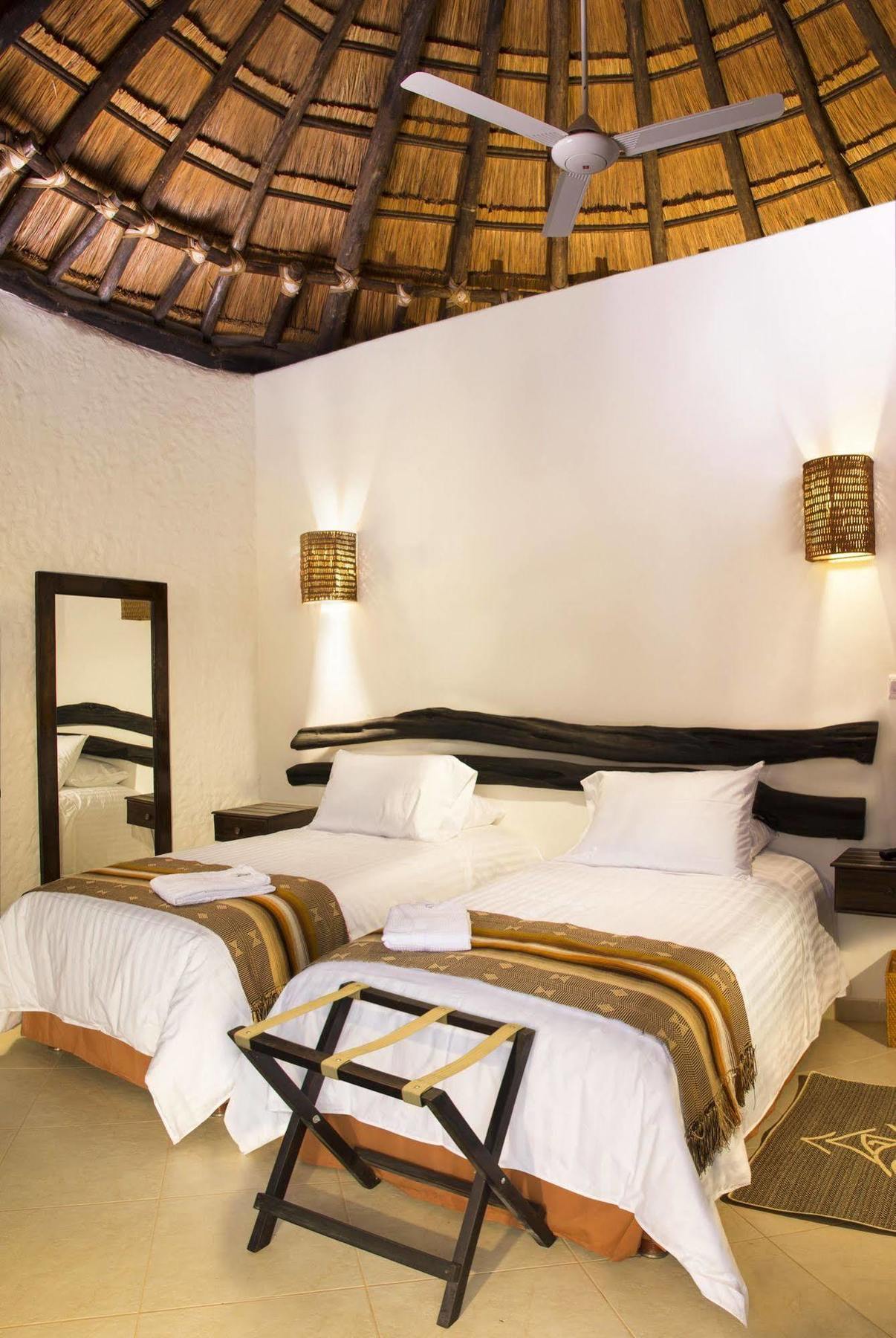 Hotel Jaba Nibue Таганга Экстерьер фото